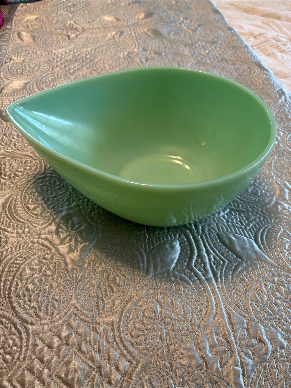 Beautiful, Perfect Condition Jadite Serving Bowl - Rare Teardrop 11 x 8 1/2